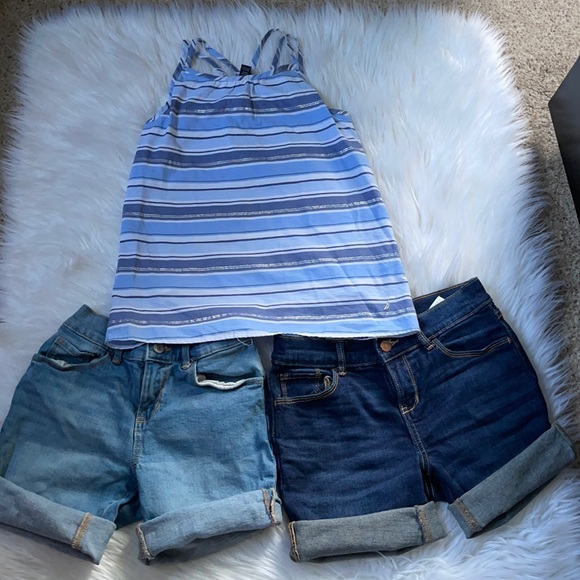 2 GRLS Jean shorts lot (  size 8-10) 3 pc bundl - Picture 1 of 6